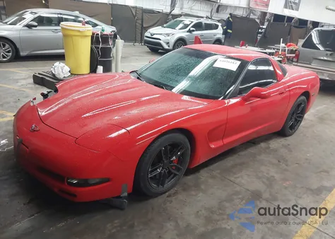 1998 Chevrolet Corvette из США, поврежденный, VIN 1G1YY22G6W5114266